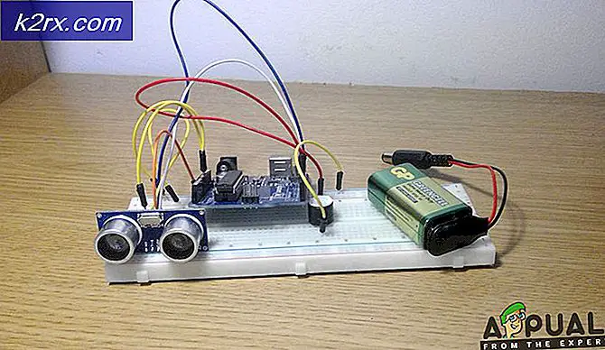 วิธีสร้างเซ็นเซอร์จอดรถโดยใช้ Arduino