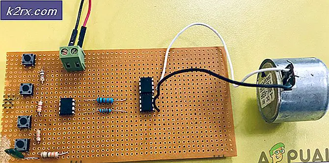 Hoe maak je een gordijnopener en een dichter circuit?