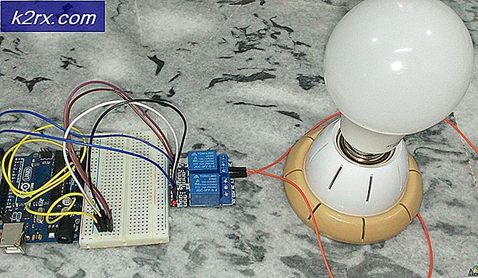Hvordan kontrollere elektriske apparater hjemme ved hjelp av Arduino og 4 relémodul?